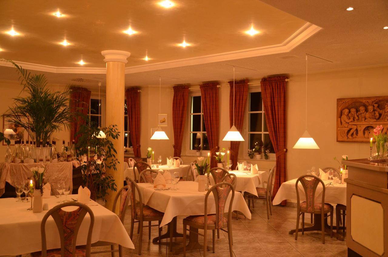 Castell Hotel & Restaurant Leinsweiler Eksteriør billede